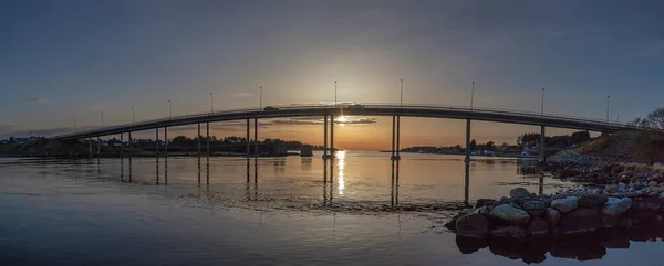 Panoramiczny Most Hafrsfjord Otoczony Skałami Podczas Zachodu Słońca Stavanger Norwegia — Zdjęcie stockowe