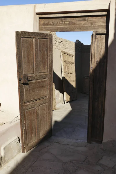 Une Vieille Porte Bois Une Ancienne Maison — Photo