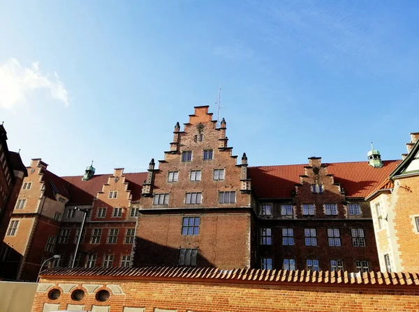 Low Angle Shot Traditional Historic Building Exterior Walls Old Town — Stock Photo, Image