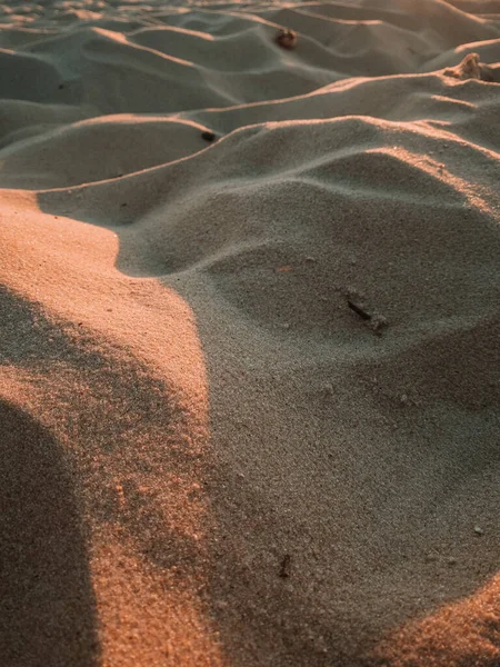 Ένα Κάθετο Πλάνο Υφής Άμμου Κυματοειδή Μορφή Στην Ακτή Της — Φωτογραφία Αρχείου