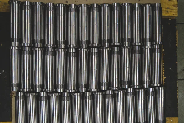 Primer Plano Montón Detalles Metal Cromado Fábrica — Foto de Stock