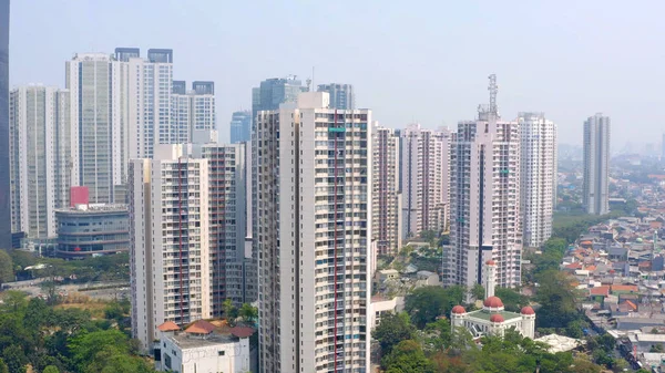 Vue Aérienne Une Ville Moderne Avec Des Gratte Ciel Peu — Photo