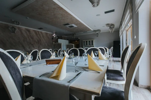 Una Mesa Comedor Con Vistas Restaurante —  Fotos de Stock
