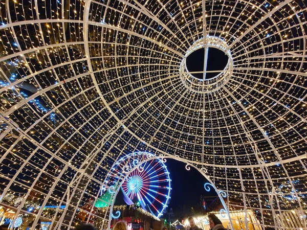 Utomhus Julmarknad Dekorerad Med Ljus Maastricht Nederländerna — Stockfoto