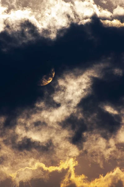 Vertical Low Angle Shot Dark Clouds Concept Mysterious — Stock Photo, Image