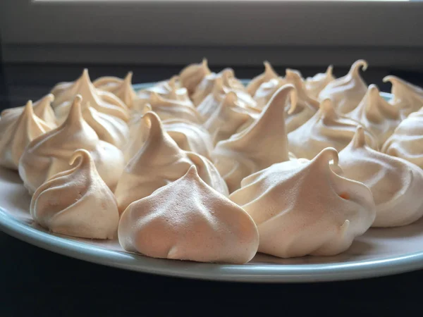 Plate Home Made Meringues Tasty Dessert Candies — Stock Photo, Image