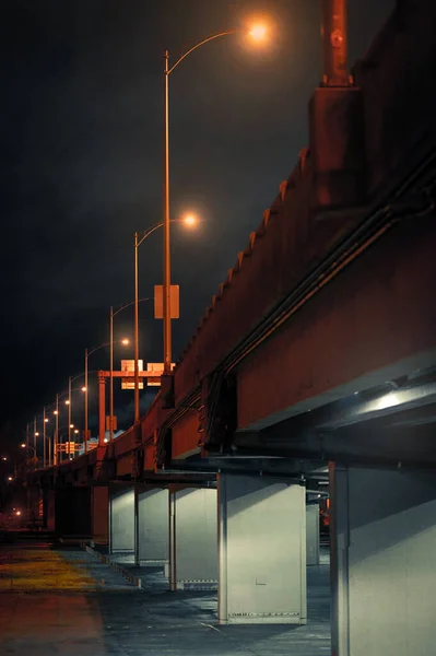 Vertical Shot Bridge Parking Nighttime — Stock Photo, Image