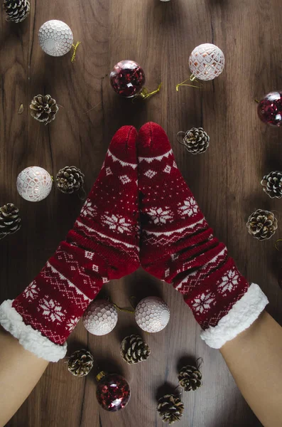 Top View Shot Feet Red Christmas Socks Placed Together Background — Stock Photo, Image