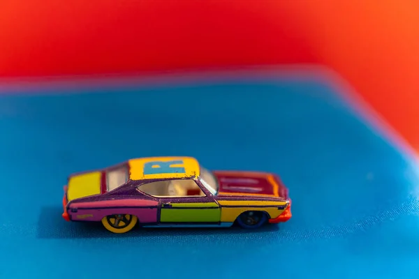 波兹南 2020年12月25日 五彩缤纷的热轮玩具汽车模型 — 图库照片