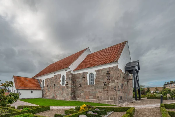 덴마크 올라프 교회의 구름낀 — 스톡 사진