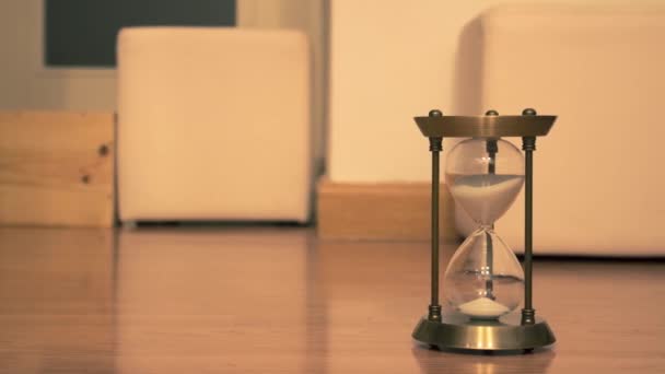 Closeup Sand Running Hourglass Measuring Passing Time — Stok video