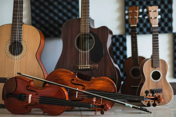 Row Different Musical String Instruments School Music — Stock Photo, Image