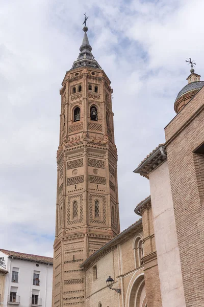 Een Verticaal Shot Van San Andres Kerk Calatayud Zaragoza Aragon — Stockfoto