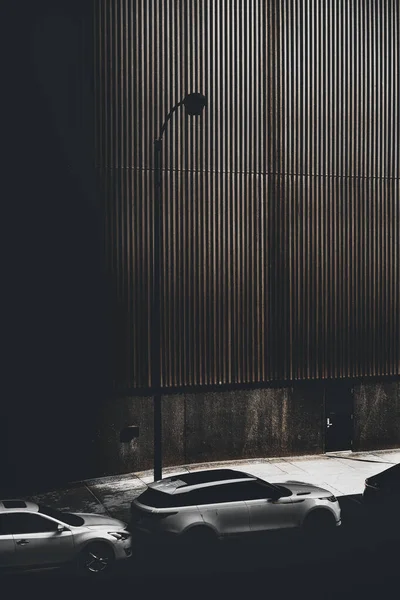 현대식 차들의 배경과 벽지에 완벽하다 — 스톡 사진