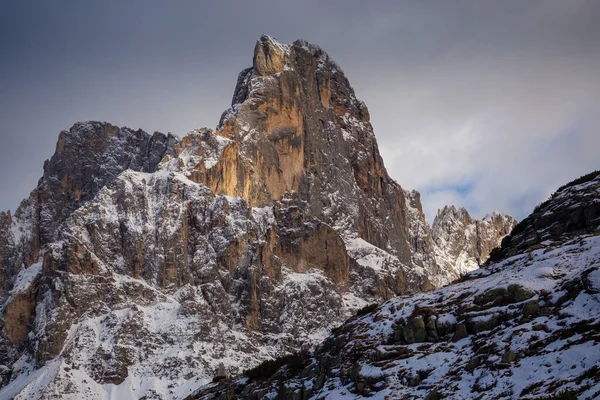 Montanhas Dolomiti Nevadas Dia Sombrio Ital — Fotografia de Stock