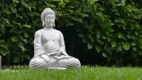 Primo Piano Una Scultura Buddha Parco — Foto Stock