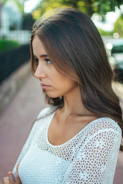 Shallow Focus Side Profile Adult Brunette Female Wearing White Lace — Stock Photo, Image
