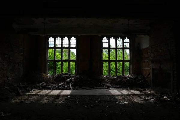 Disparo Viejo Edificio Abandonado Dañado Arruinado —  Fotos de Stock