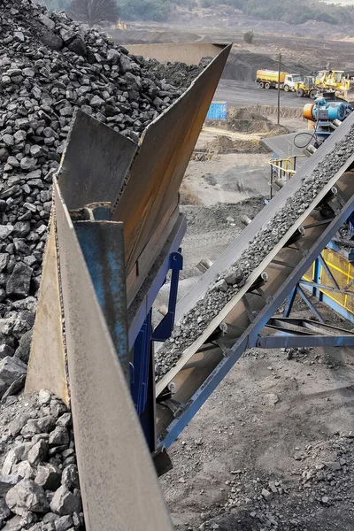 Tiro Vertical Uma Indústria Mineração Carvão Céu Aberto — Fotografia de Stock