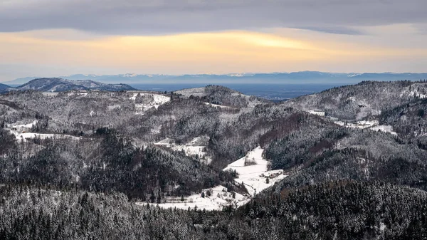 독일에서 눈으로 산맥의 — 스톡 사진