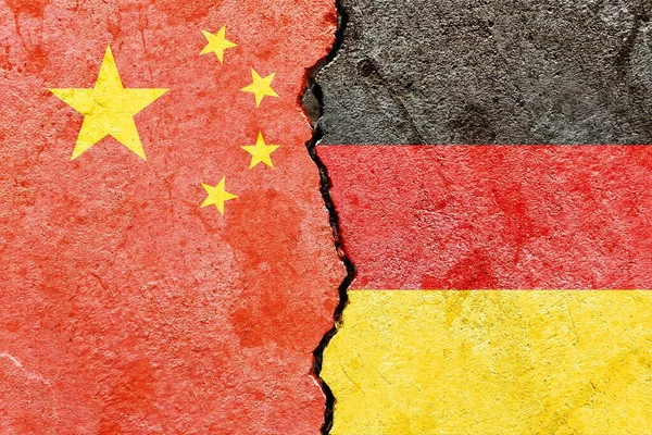 View China Germany National Flags Isolated Broken Cracked Concrete Wall — Stock Photo, Image