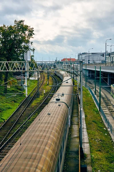 Poznan Lengyelország 2017 Október Régi Sínek Mozgó Vonattal Belvárosban — Stock Fotó