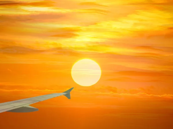 Beautiful Sun Sky Captured Airplane — Stock Photo, Image