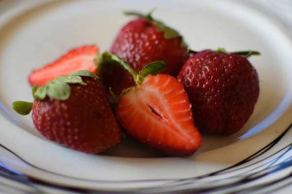 Closeup Shot Fresh Strawberries Plate — Stock Photo, Image