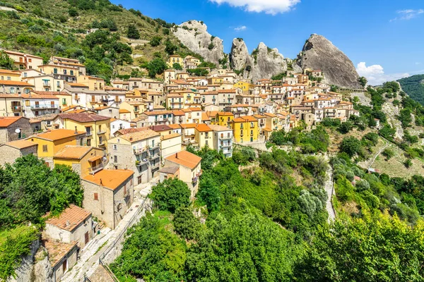 Scenic Panoramic View Castelmezzano Beautiful Village Heart Dolomiti Lucane Basilicata — Stock Photo, Image