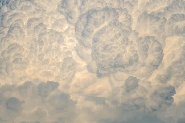 Belo Tiro Uma Nuvem Texturas Céu Por Sol Perfeito Para — Fotografia de Stock