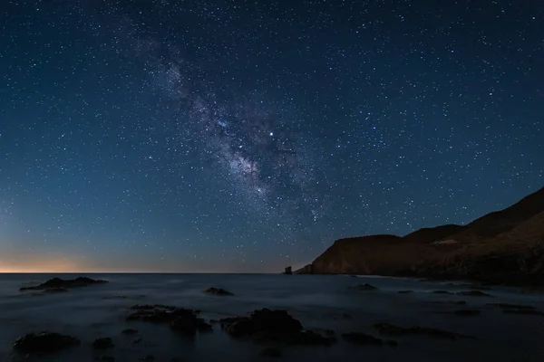 Paysage Nocturne Pittoresque Avec Voie Lactée Sur Côte Escullos Cabo — Photo