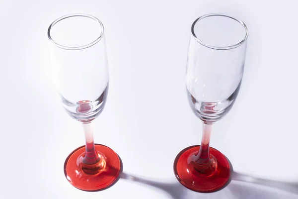 Vysokoúhlý Záběr Dvou Prázdných Sklenic Šampaňské — Stock fotografie