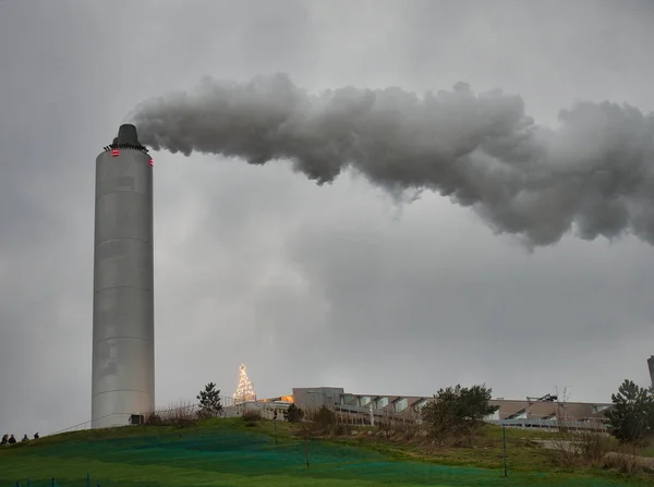 Smoke Blowing Factory Tower Copenhagen — Stock Photo, Image