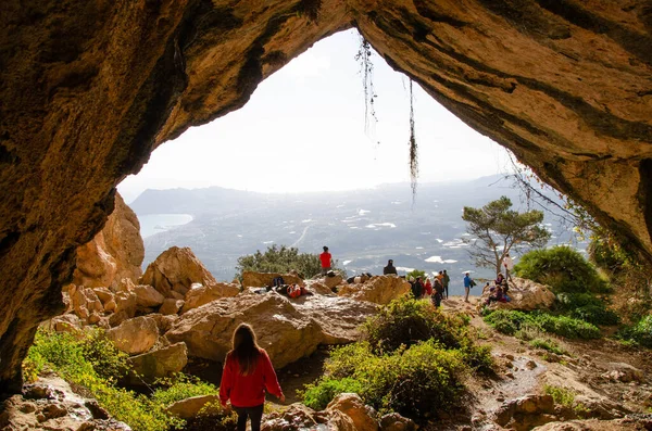 Valencia Španělsko Prosince 2020 Obrázek Skupiny Turistů Krásném Výhledu Jeskyně — Stock fotografie