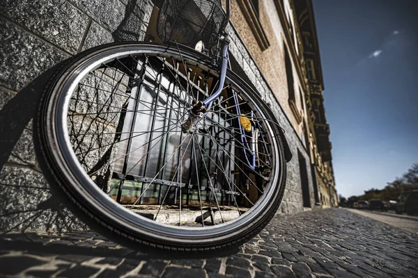 Bicicleta Parede Casa — Fotografia de Stock
