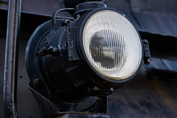 Primer Plano Una Lámpara Una Locomotora Vintage Con Fondo Borroso — Foto de Stock