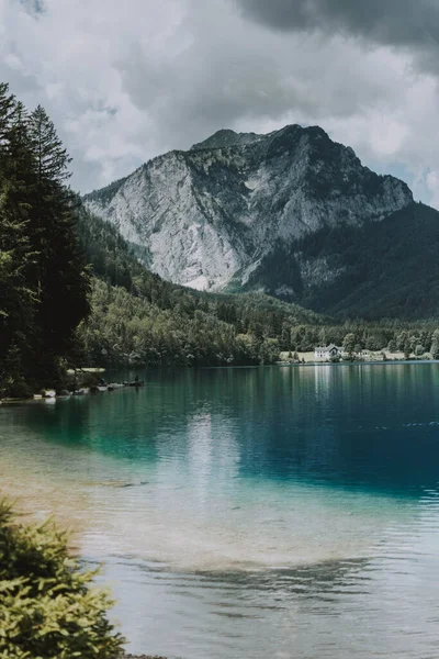 Salzkammergut 일부인 Upper Austria Vorderer Langbarsee 의아름다운 — 스톡 사진