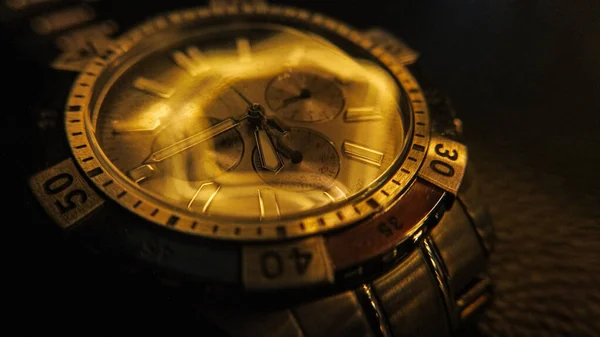 Primo Piano Orologio Oro Lusso — Foto Stock