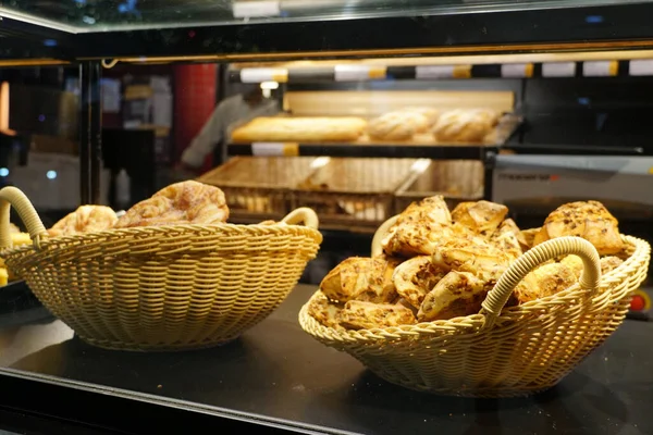 Selective Focus Shot Baskets Bread Rolls Bakery — Stock Photo, Image