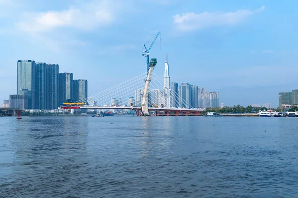 Beautiful View Water Cityscape Skyscrapers Bridge Sunny Day — Stock Photo, Image