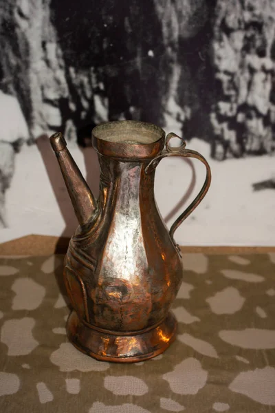Vertical Shot Copper Antique Jug — Stock Photo, Image