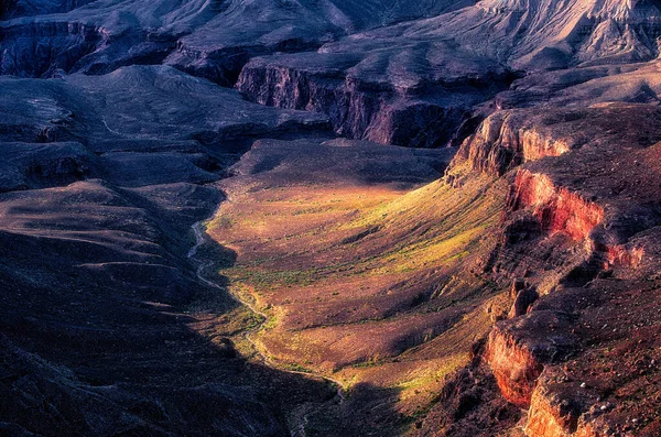亚利桑那州岩石峡谷的空中拍摄 — 图库照片