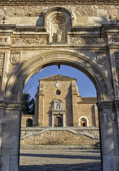 格拉纳达查特豪斯修道院 Real Monasterio Nuestra Senora Asuncion Cartuja 的立面 — 图库照片