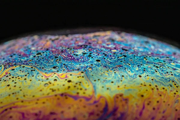 Una Macro Foto Detallada Una Burbuja Jabón Patrón Abstracto Colorido — Foto de Stock