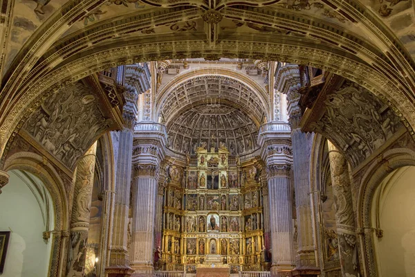 Granada Hiszpania Październik 2018 Wnętrze Królewskiego Klasztoru Jerome Real Monasterio — Zdjęcie stockowe