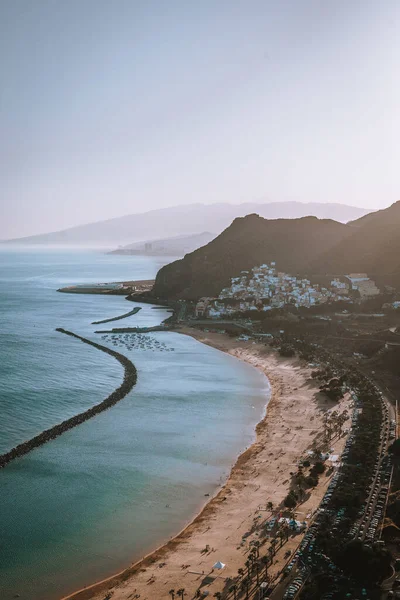 Vertical Shot Shoreline Ocean Sunris — Stock Photo, Image