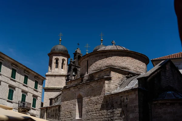 Una Foto Fascinante Iglesia Ortodoxa San Nicolás Casco Antiguo Kotor —  Fotos de Stock