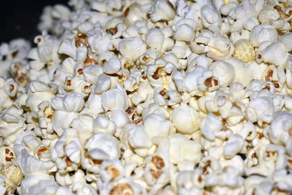 Eine Nahaufnahme Von Köstlich Aussehendem Gekochtem Natürlichen Popcorn Mit Salz — Stockfoto