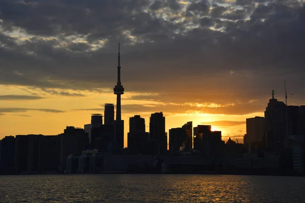 Silueta Krásného Panoramatu Města Toronta Kanada Zachycena Při Západu Slunce — Stock fotografie