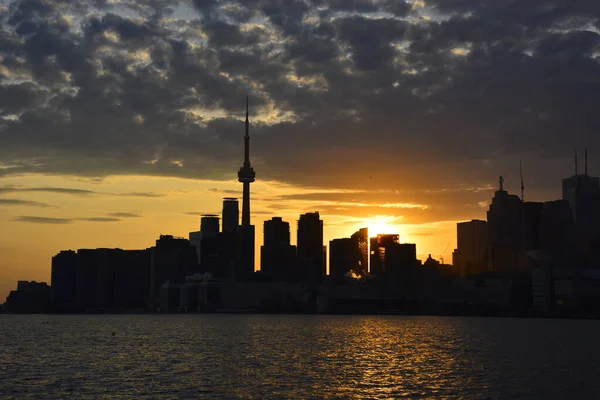 Silueta Krásného Panoramatu Města Toronta Kanada Zachycena Při Západu Slunce — Stock fotografie